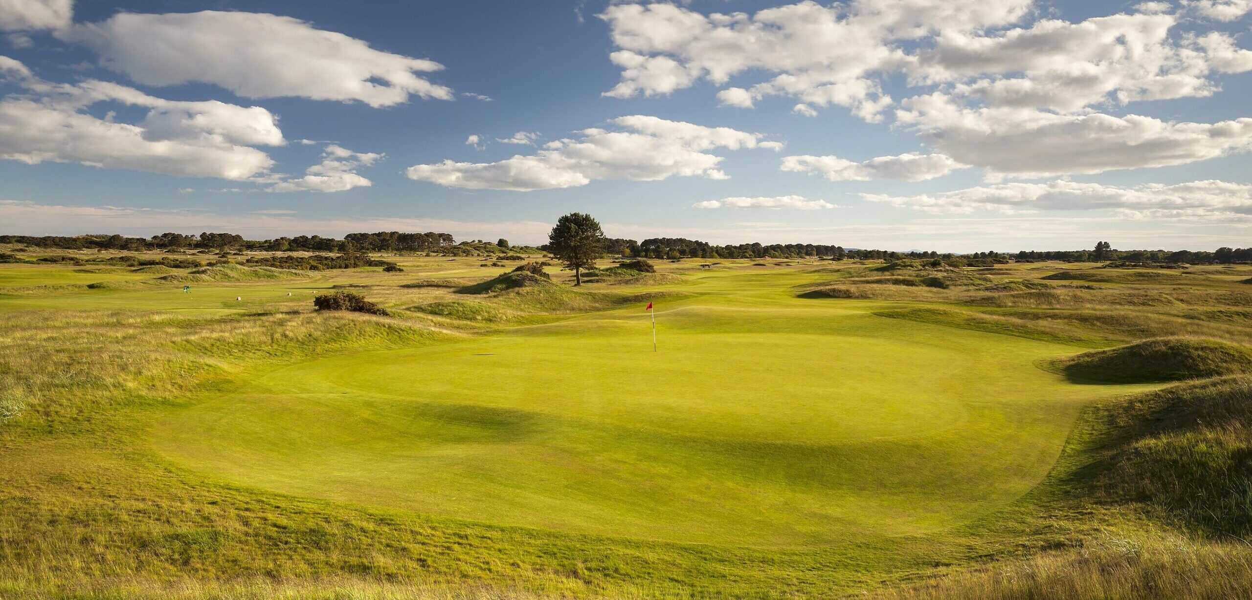 Natural layout of Carnoustie Golf Links