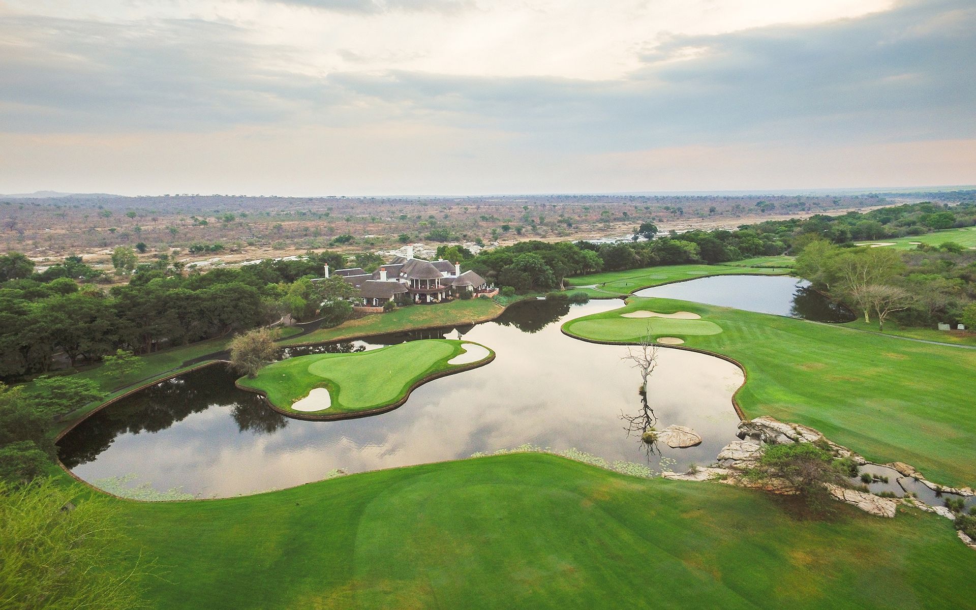 Leopard Creek Island Green