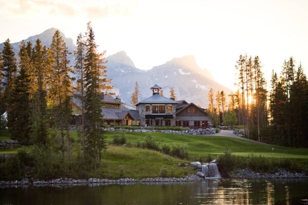 Silvertip Resort